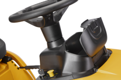 Stiga Estate 598 W Special   zahradní traktor s košeem (4)