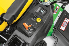 Žací stroj John Deere Z515E ZTRAK (5)