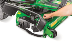 Žací stroj John Deere Z315E ZTRAK (4)