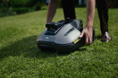 Robotická sekačka Mammotion YUKA mini 2 800 (11)